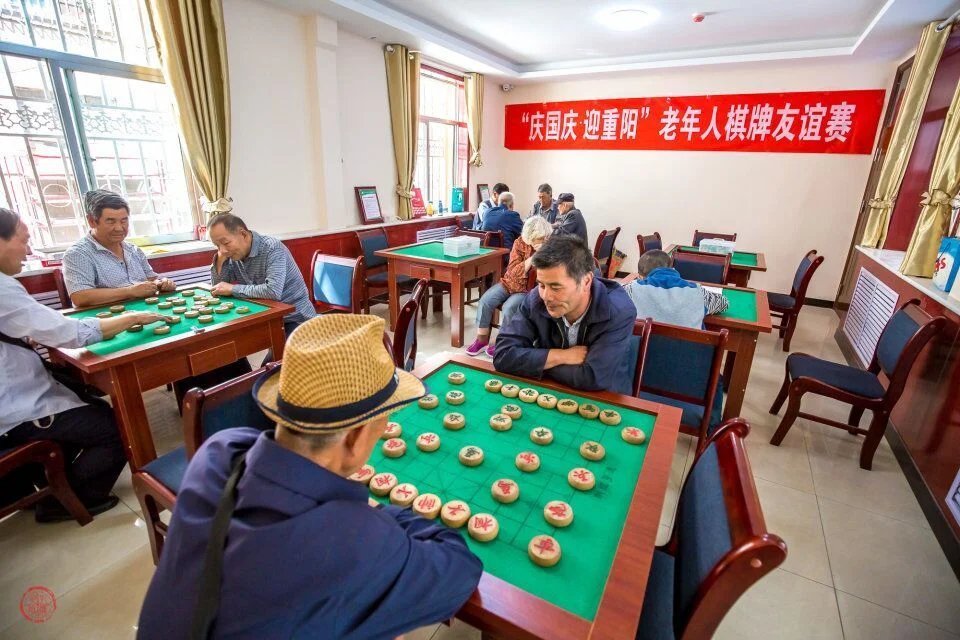 超凡国际棋牌 - 梭哈游戏卡片